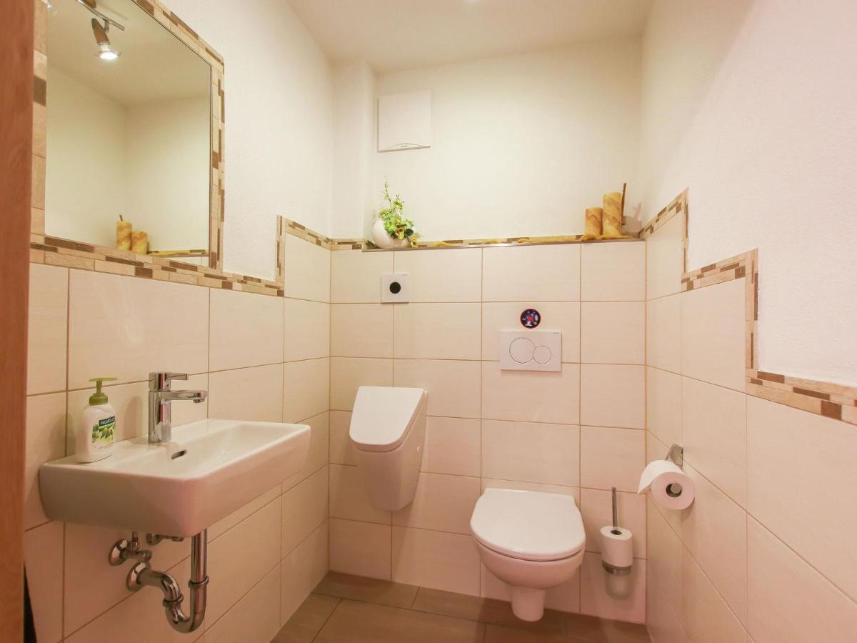 Cosy Holiday Flat In A Farmhouse Taxenbach Habitación foto